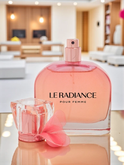 Женская парфюмированная вода Le Radiance
