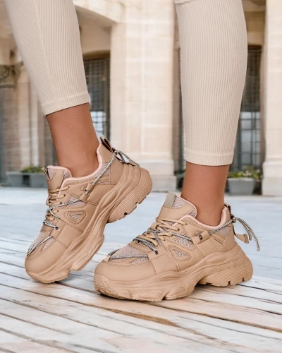 Royalfashion Sieviešu apavi uz bieza zole Reterri