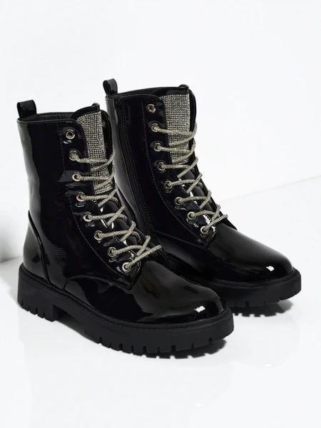 Fjorra Women's Patent Lace-up Ankle Boots