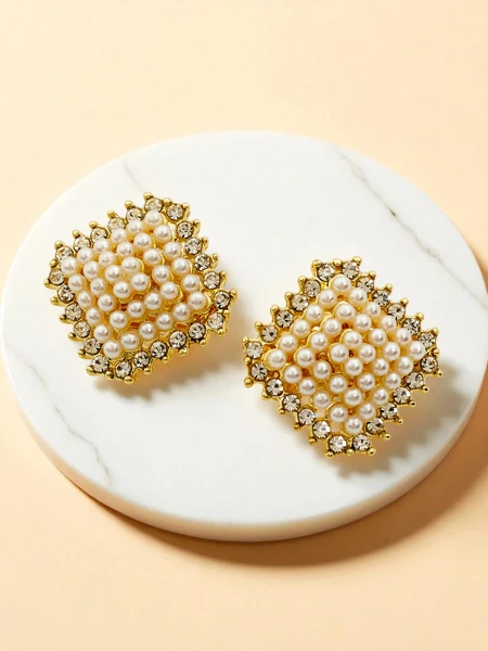 Royalfashion Women's clip-on earrings with cubic zirconia