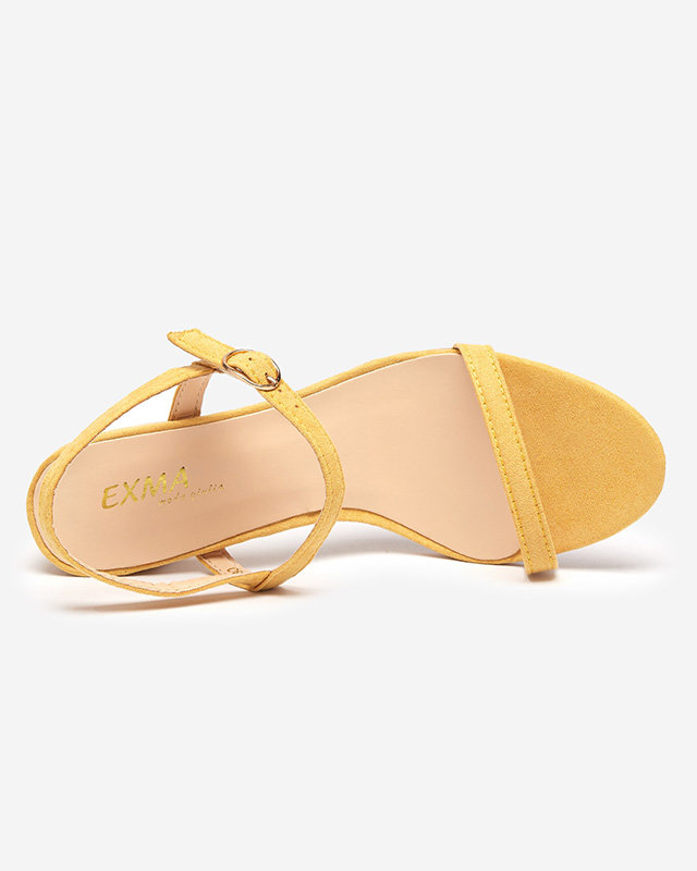 Women's sandals on a post in yellow Usopi - Footwear