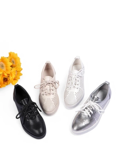 Royalfashion Women's perforated loafers Gofielle