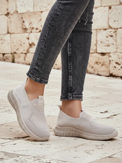 Royalfashion Slip-on fanm twal soulye espòtif Serra