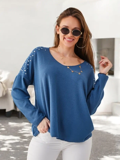 Royalfashion Women's thin viscose sweater with rhinestones on the shoulders