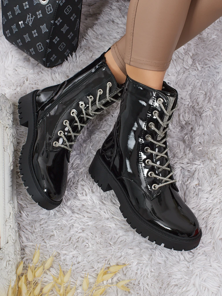 Gelakte Fjorra veterlaarsjes voor dames