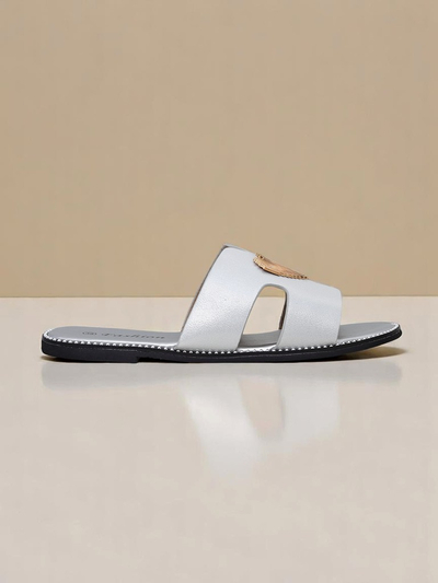 Royalfashion Damskie klapki na płaskiej podeszwie Heart Chic