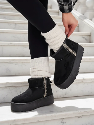 Royalfashion Short women's snow boots a'la Haluzi