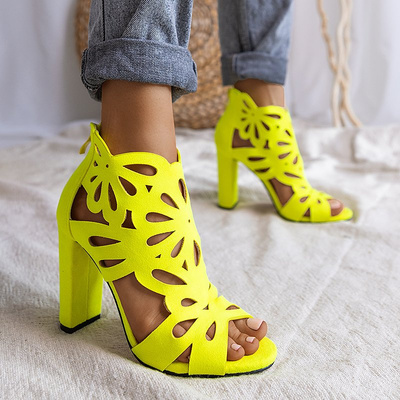OUTLET Neon yellow women's sandals on the Aleksis post - Footwear