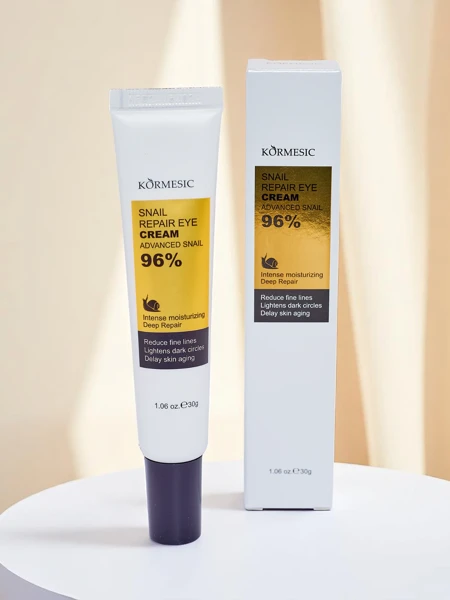 Anti-aging eye cream – reduces wrinkles, brightens