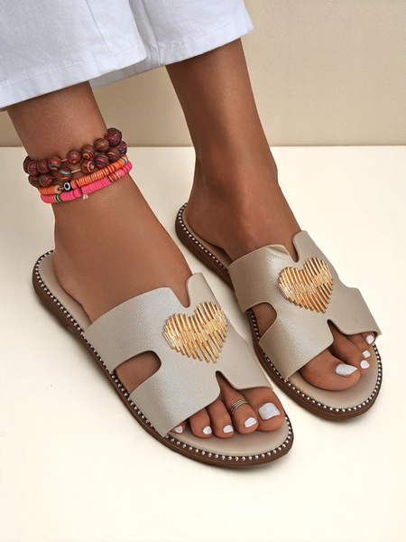 Royalfashion Women's Flat Sole Flip-Flops Heart Chic