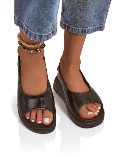Royalfashion Women's Luna Shines sandals on a thick sole
