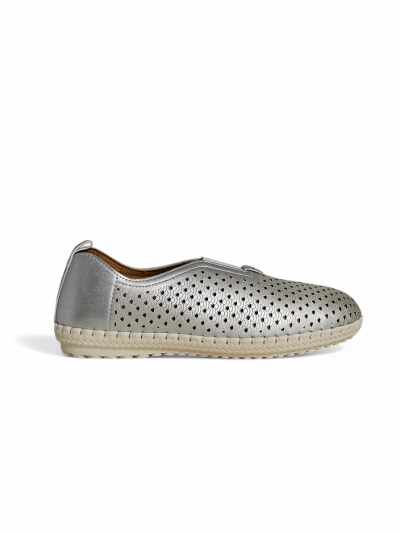 Royalfashion Women's perforated loafers Gofielle