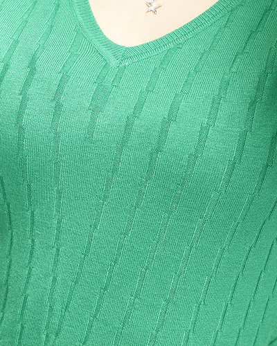 Women's green V-neck sweater - Clothing
