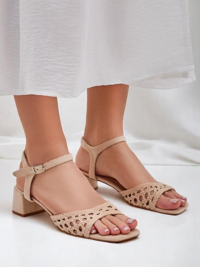 Royalfashion Sieviešu atvērtā darba sandales Azopi