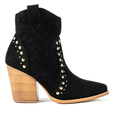 Black cowboy boots on a high Gana post - Footwear