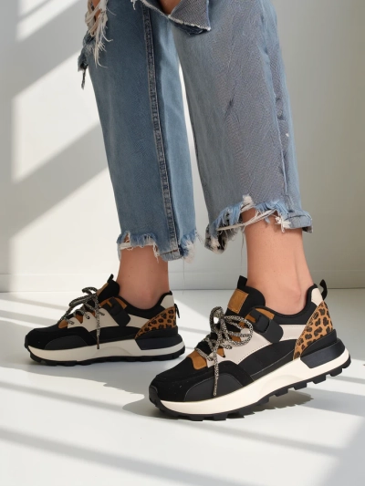 Royalfashion Women's sporty sneakers Seftass