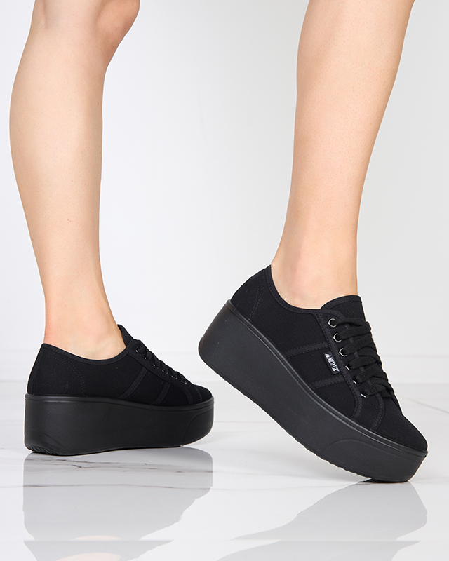 Black sports sneakers on the Darru platform - Footwear