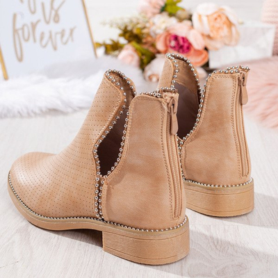 Beige boots with cut-out Schannon - Footwear 1