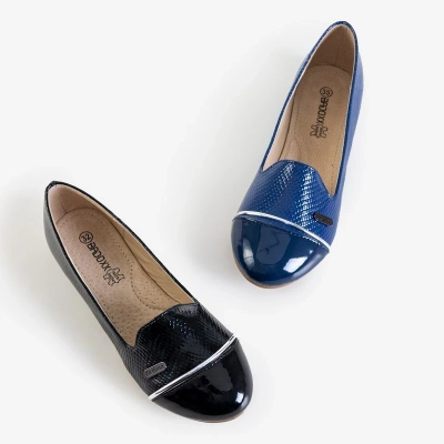 OUTLET Black children's moccasins with Varecia embossing - Footwear