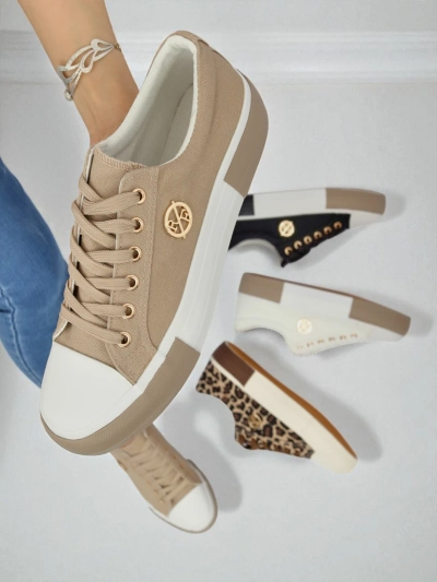 Beige Women’s Aurelio Canvas Sneakers