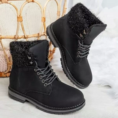 OUTLET Black insulated boots Dorcas - Footwear