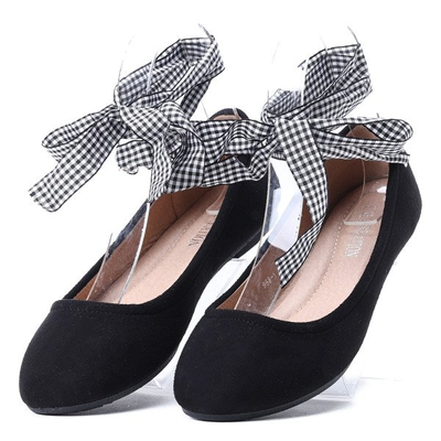 Czarne balerinki z ozdobną wstążką Mannia - Obuwie