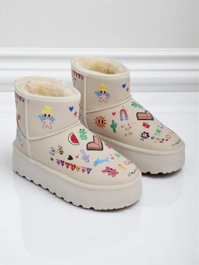 Lemuria Boots - Cream Doodle Snow Boots on a Thick Sole Furrini