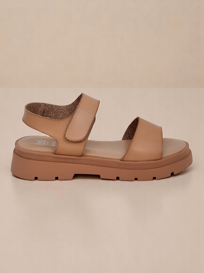 Royal Fashion Women's Otvanna sandals with a thick sole