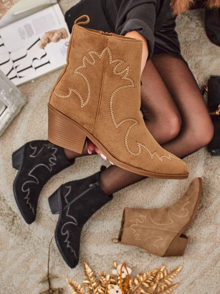 Women's Velvet Ash cowboy boots - heeled