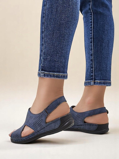 Royalfashion sieviešu sandales ar izgriezumiem Leminni