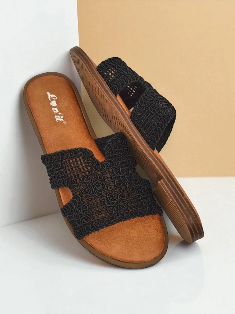 Rpyalfashion Women's sandals with a decorative strap Braida