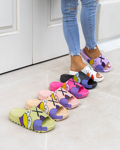 Bēšas gumijas sieviešu čības ar Pfizz apdruku - Apavi