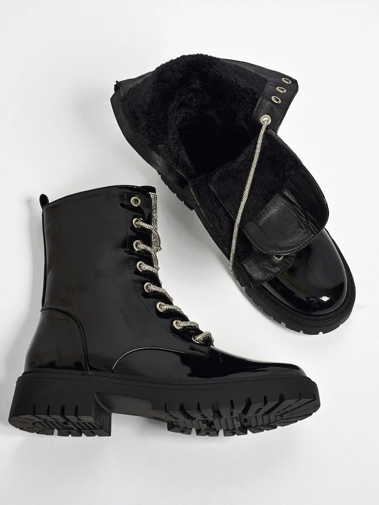 Gelakte Fjorra veterlaarsjes voor dames