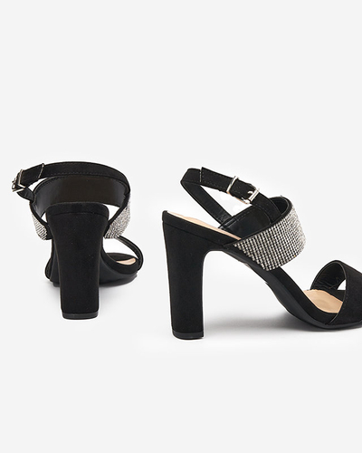 OUTLET Black women's sandals on a post with Maerro cubic zirconias - Footwear