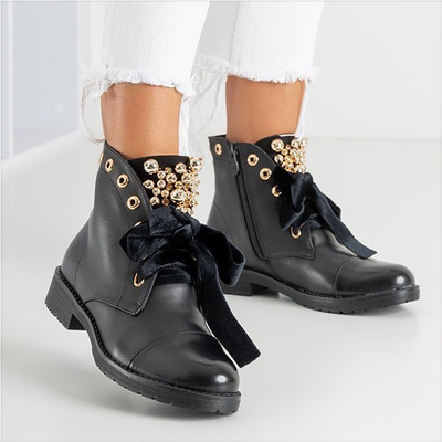 Black bags with Havelte decorations - Footwear