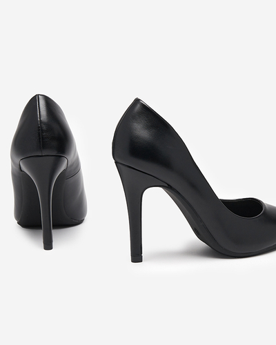 Black women's pumps with a square toe from Vaseka - Footwear