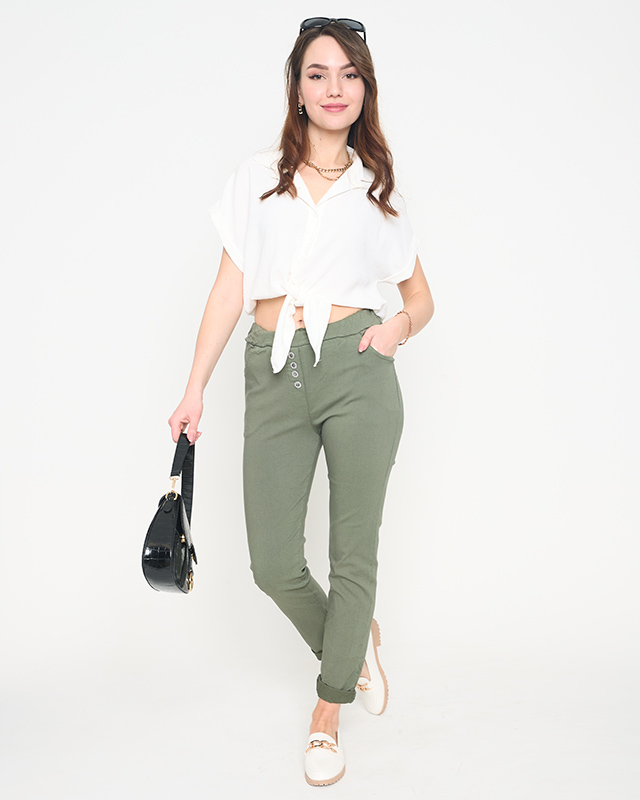 Рубашка белого цвета с завязками на талии