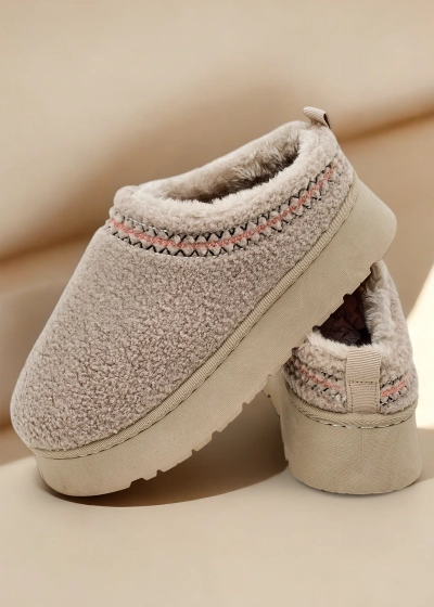 Royalfashion Short women's snow boots a'la snowshoes Esel