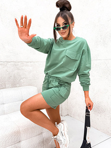 dark green