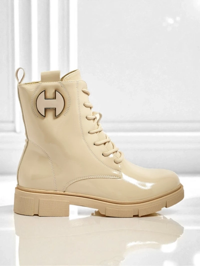 Лакированные женские ботинки на шнуровке Kalen