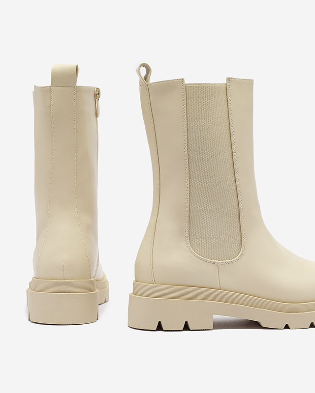 Бежевые женские высокие сапоги на плоском каблуке Vedesa - Одежда