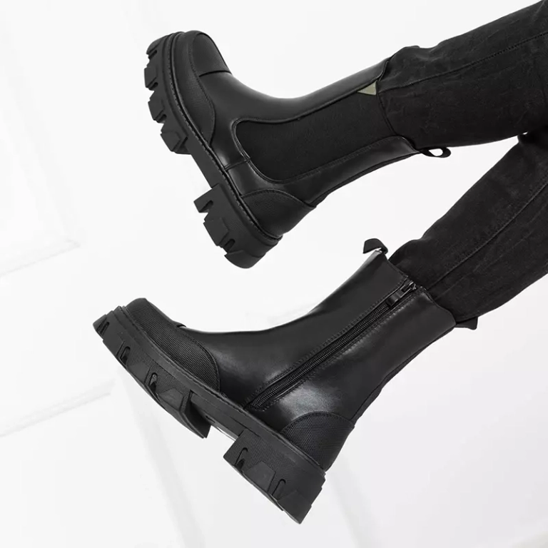 OUTLET Black women's boots on a massive Rosidi sole - Footwear