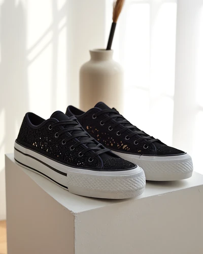 Royalfashion Women's perforated sneakers Nizzet