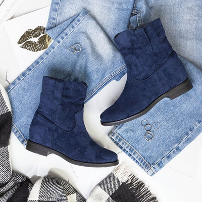 Granatowe botki na krytym koturnie Kely - Obuwie