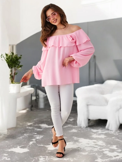 Royalfashion Sieviešu blūze no pleca ar volāniem un ziediem