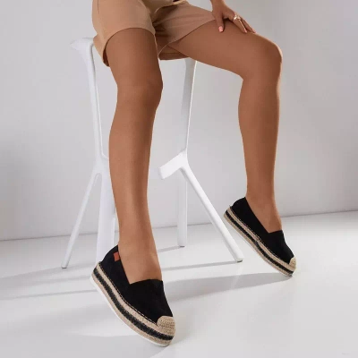 OUTLET Black women's espadrilles on the Molandia platform - Shoes