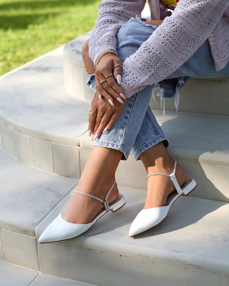 Royalfashion White Women's Embellished Shimmer Sole Flat Heel Sandals