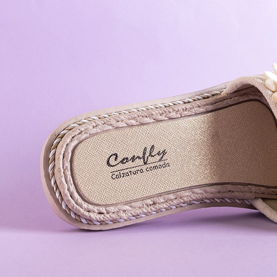 Beige women's slippers with flowers Seiov - Footwear