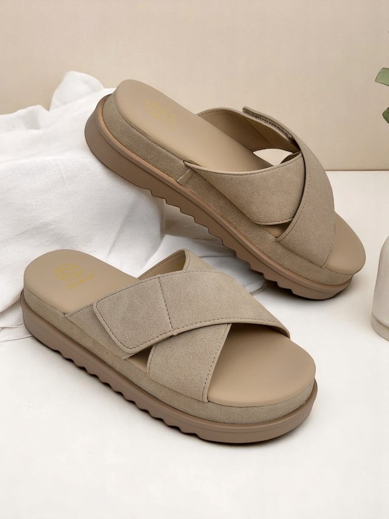 Royal Fashion Women's flat slippers Evre