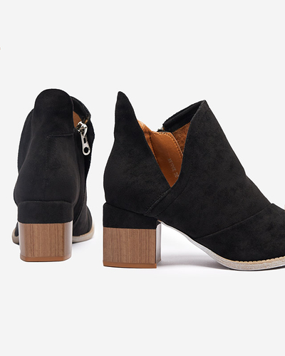 Black women's insulated boots on a brown Karela post - Footwear